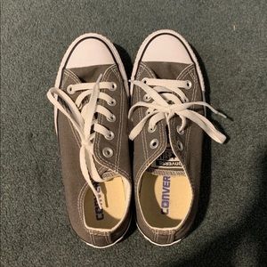 Grey converse